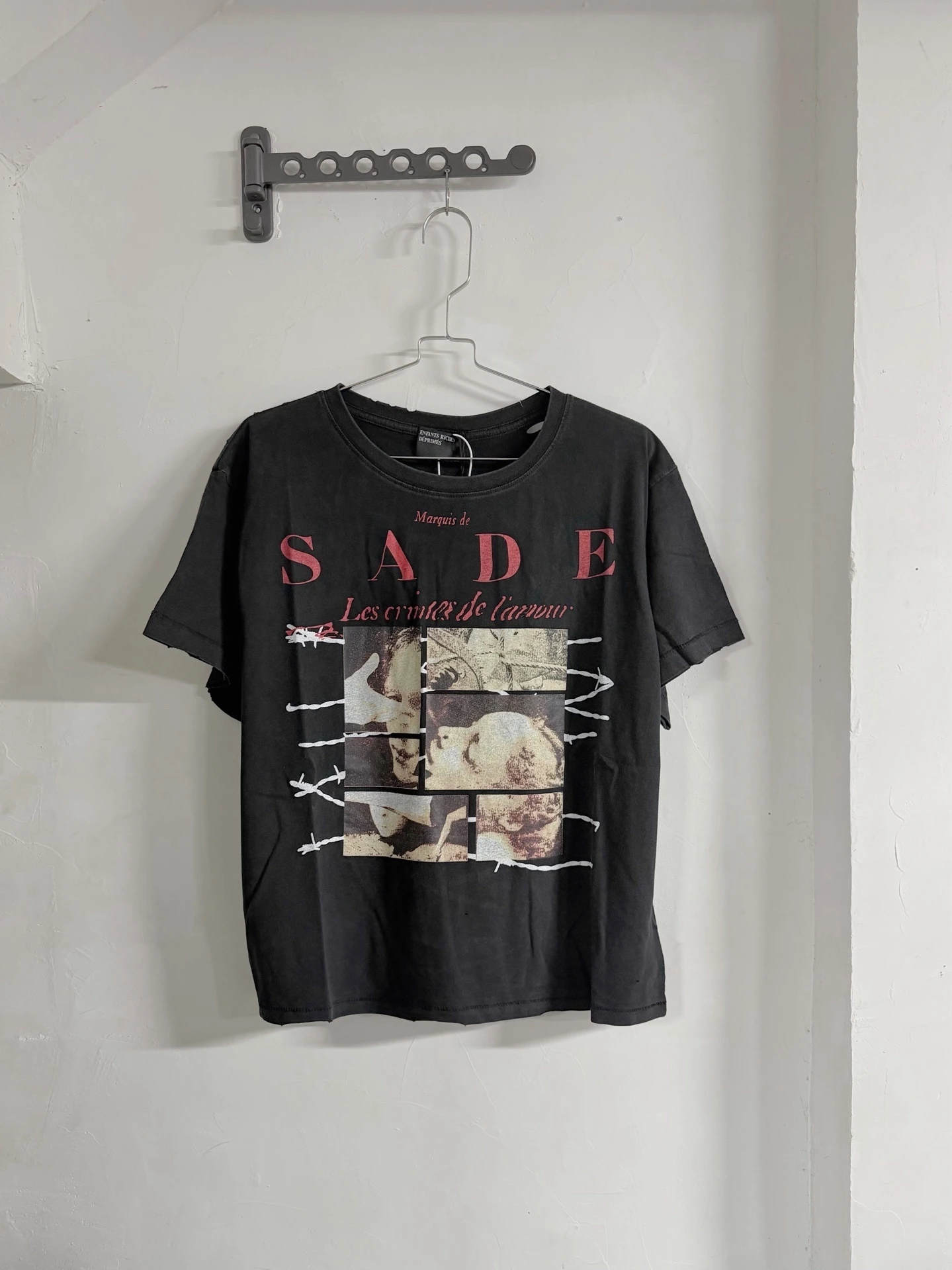 

Waed Pure Cotton ort Sve T-irt Casual American Sle Letter Print Depred Rich Second Generation Love Sin Tee