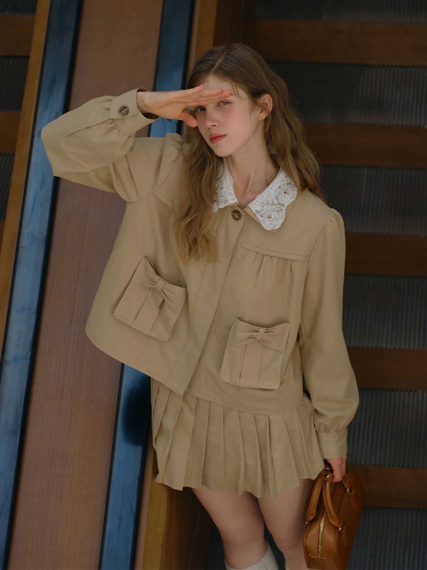 

Autumn Set Detachable Button Lace Collar Jacket Knot Pocket Top Pleated Skirt Pants Women's Fashion Ensemble