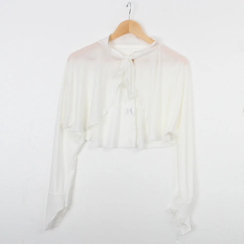 เสื้อครอปแขนยาวเนื้อผ้านุ่มบางพิเศษ ป้องกันรังสียูวี สีพื้น ป้องกันแสงแดด ปลอกแขนกันแดด ผ้าไหมน้ำแข็ง ผ้าคลุมไหล่สำหรับขับรถ