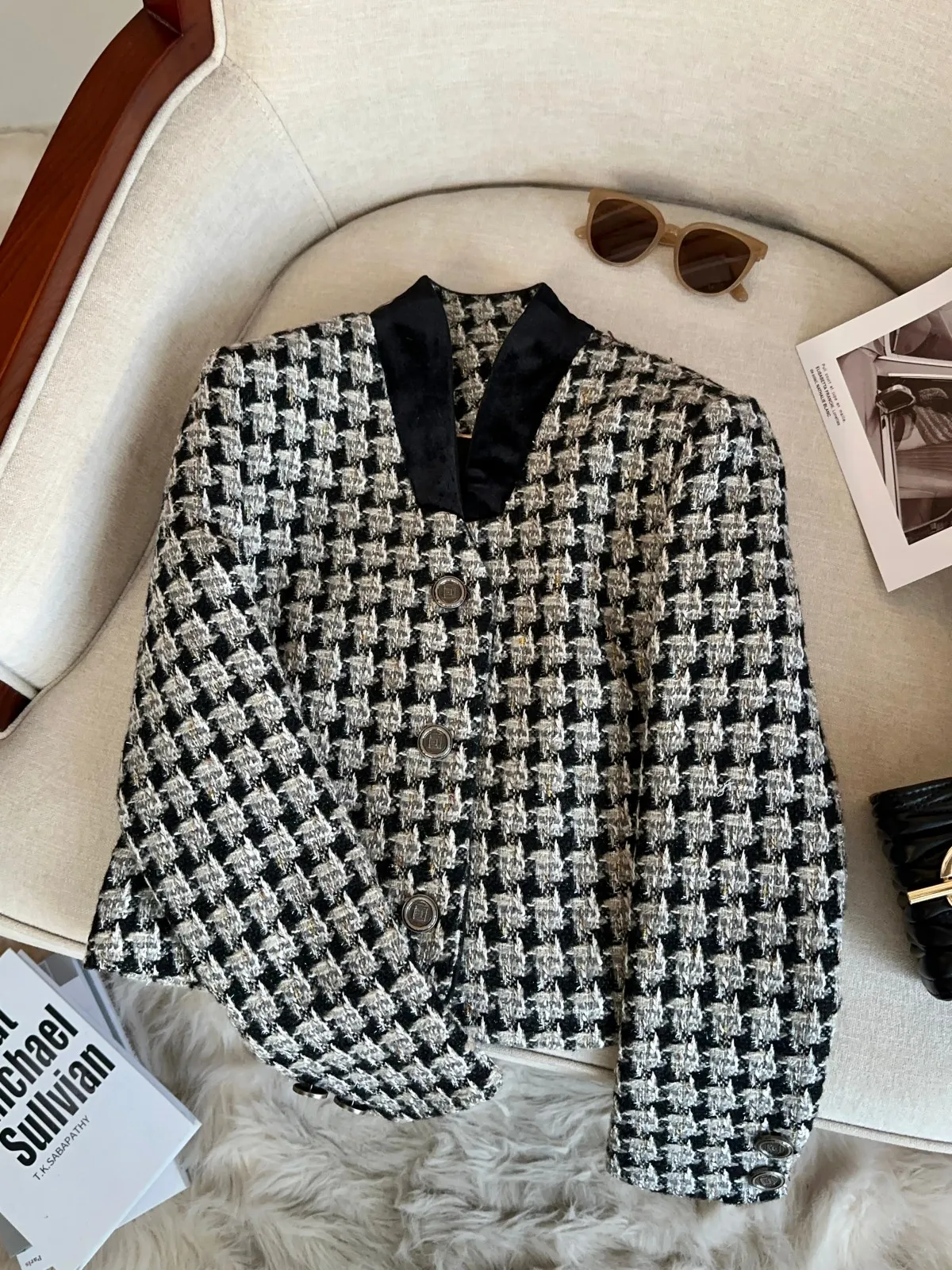 

Черно-белое клетчатое короткое пальто для женщин, модная новинка Весна 2025, элегантный женский топ A7500, свободный крой для повседневной носки