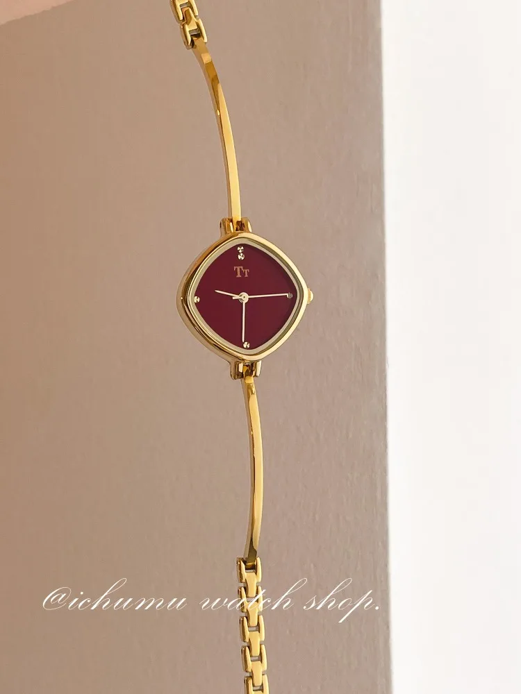 Luxury Gold Women's Quartz Watch Vintage Delicate Bracelet Stainless Steel Women's Watch Exquisite Bracelet Gift
