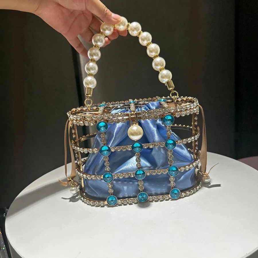 

Metallic Evening Bag Pearl Hollow Out Womens Bags Luxury Design Rhinestone Diamond Dinner Bags For Party Wedding Handbags Blue