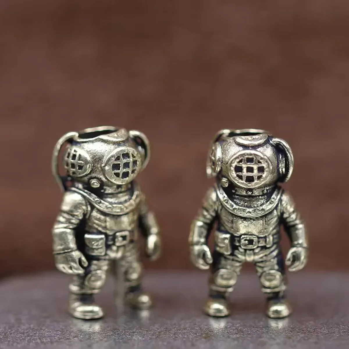 Diver Figurine Brass Knife Beads Set for DIY Woven Bracelets Lanyard Pendants Accessories Outdoor Craft Kit view 3