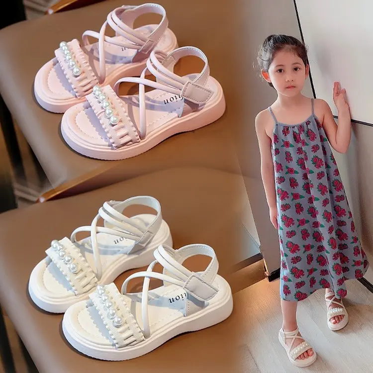 

Girls' sandals 2026 Summer new little girl fashion Big Children's Beach Shoes Children's sandals Pearl Princess shoes for kids