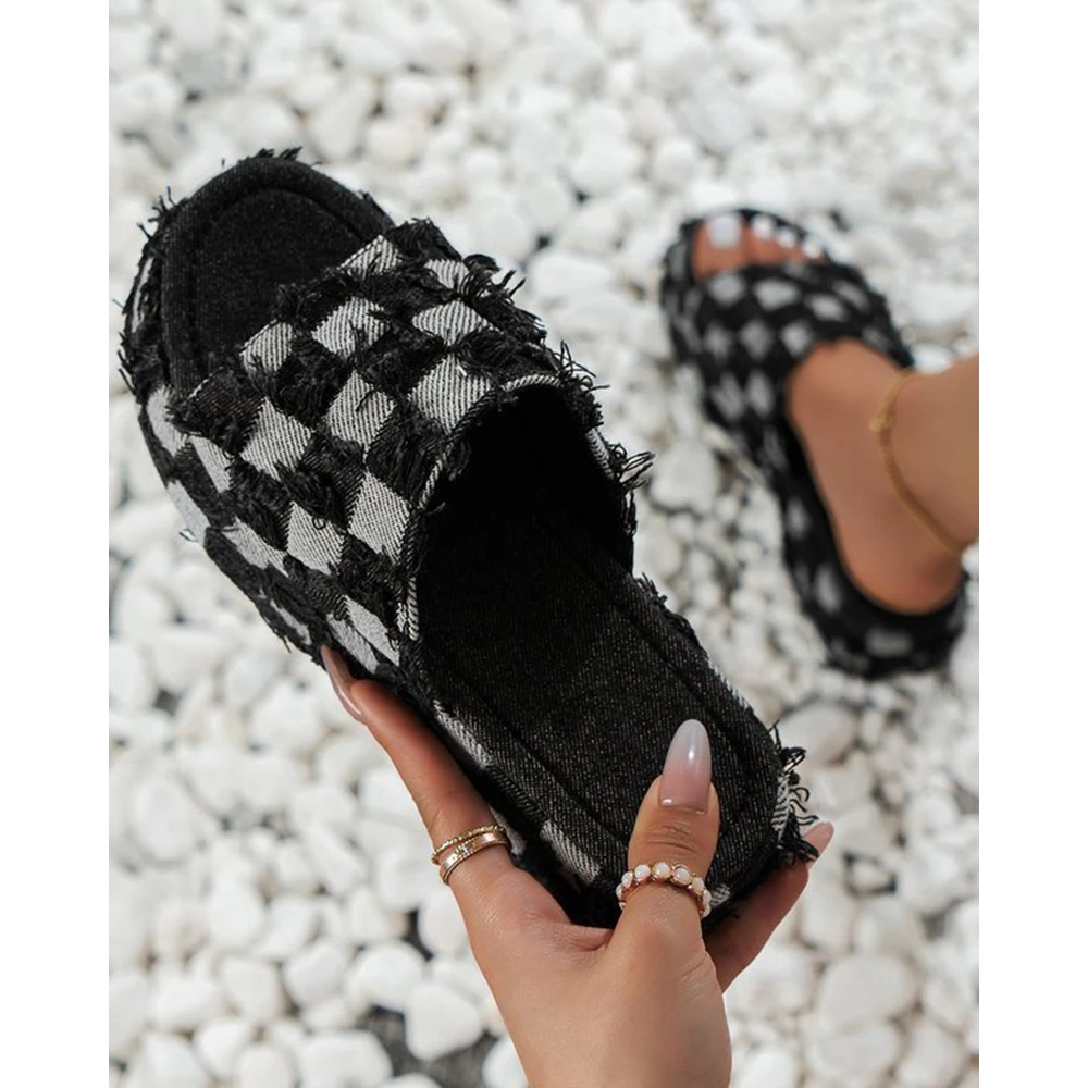 Summer Women Checkerboard Grid Pattern Denim Slippers Wide Strap Round Toe Platform Flats Casual Going Out Vacation Shoes