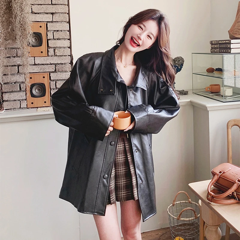 

Черная модная мотоциклетная куртка из искусственной кожи для женщин, весна 2026, свободного кроя, с воротником-стойкой, высококачественное пальто