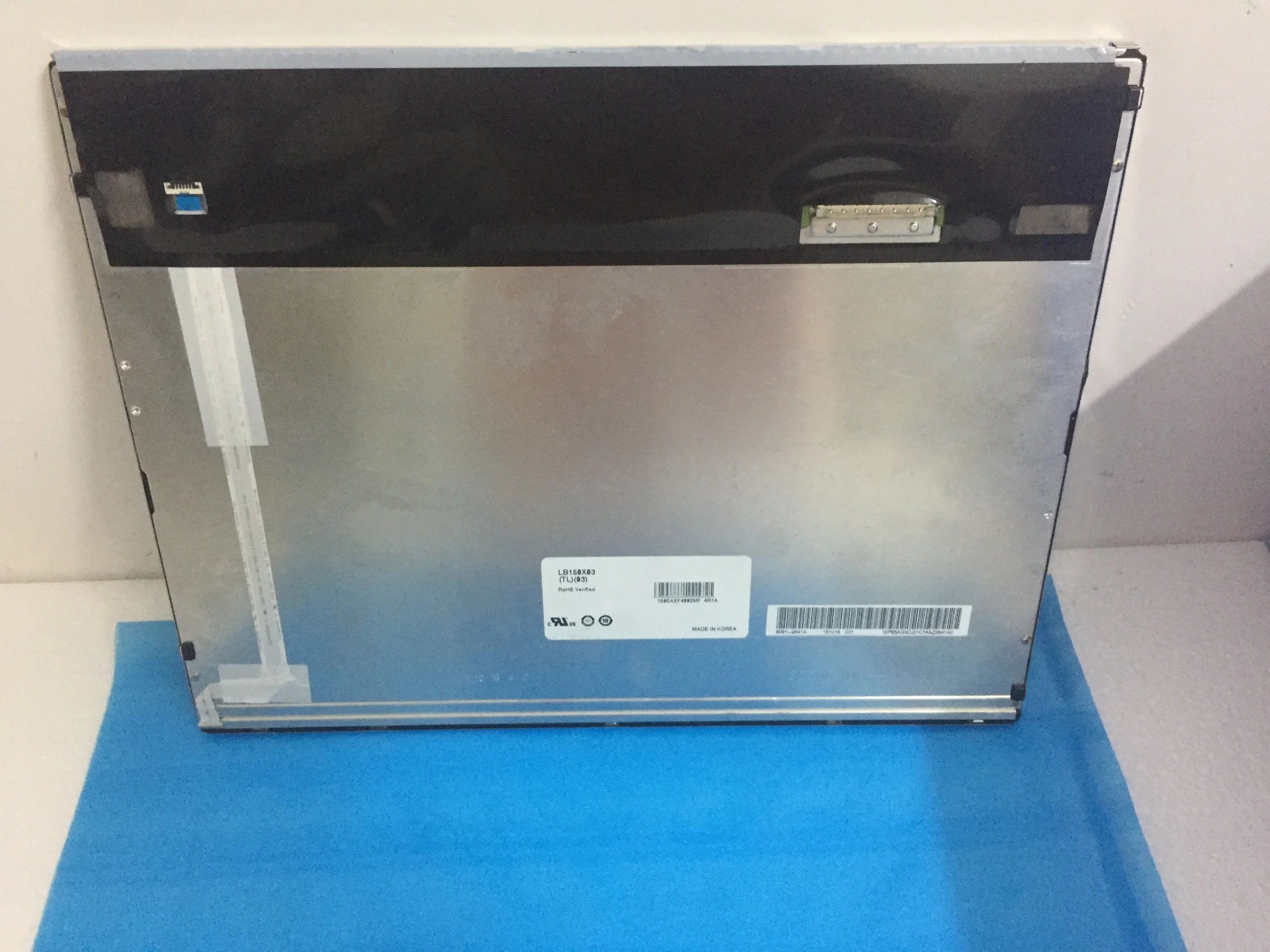 

LB150X03 TL03 is suitable for 15-inch LCD screen 1024*768, 90 days warranty