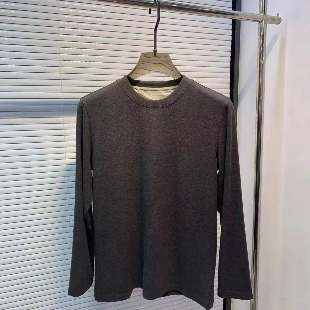 

BC итальянская осенне-зимняя новая модная футболка с вышивкой «Старые деньги» и круглым вырезом с длинными рукавами, деловая повседневная нижняя футболка