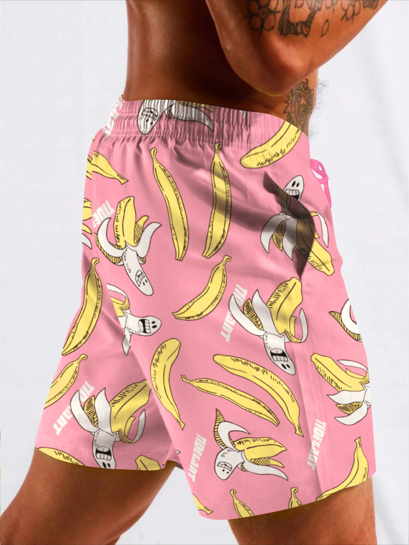 Fashion Cartoon Banana Digital Print Men\'s Quick Dry Double-layered Drawstring Shorts With Phone Pocket Design For Summer Beach