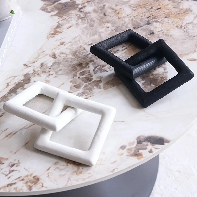 Geometry Square Frame Chain Statue Desk Decoration Ornaments Modern Crafts Creative Shackles Sculpture Room Aesthetics Decor