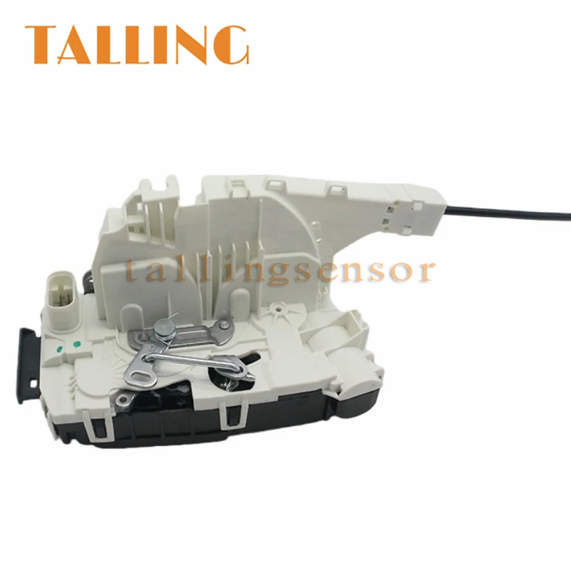 9067401035 Motor del actuador de la cerradura de la puerta trasera derecha para Mercedes-Benz Sprinter 906 2006- Volkswagen Crafter 2006-