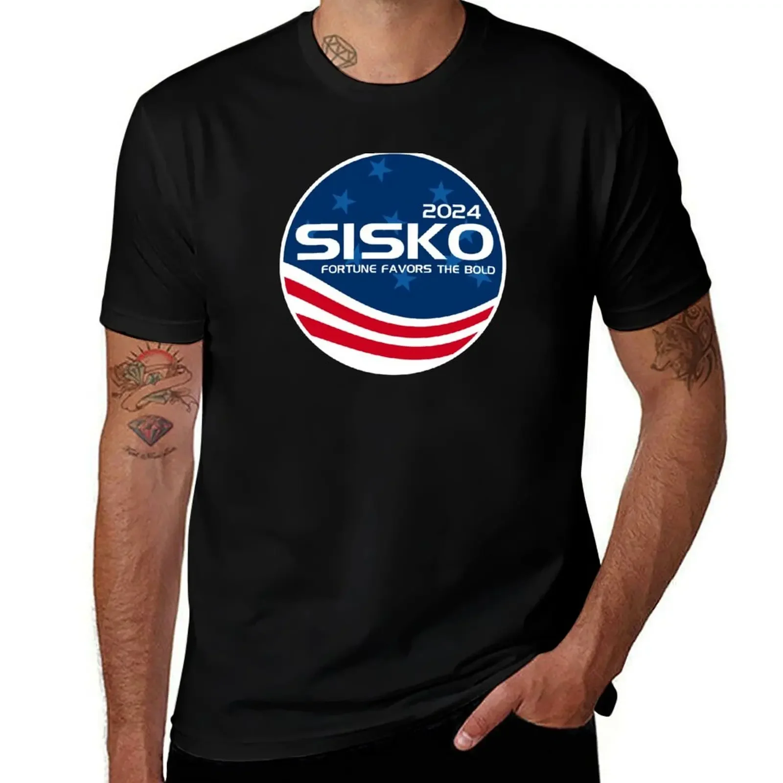 

Sisko 2024 Parody Campaign Sticker T-Shirt sweat korean fashion Men's cotton t-shirt