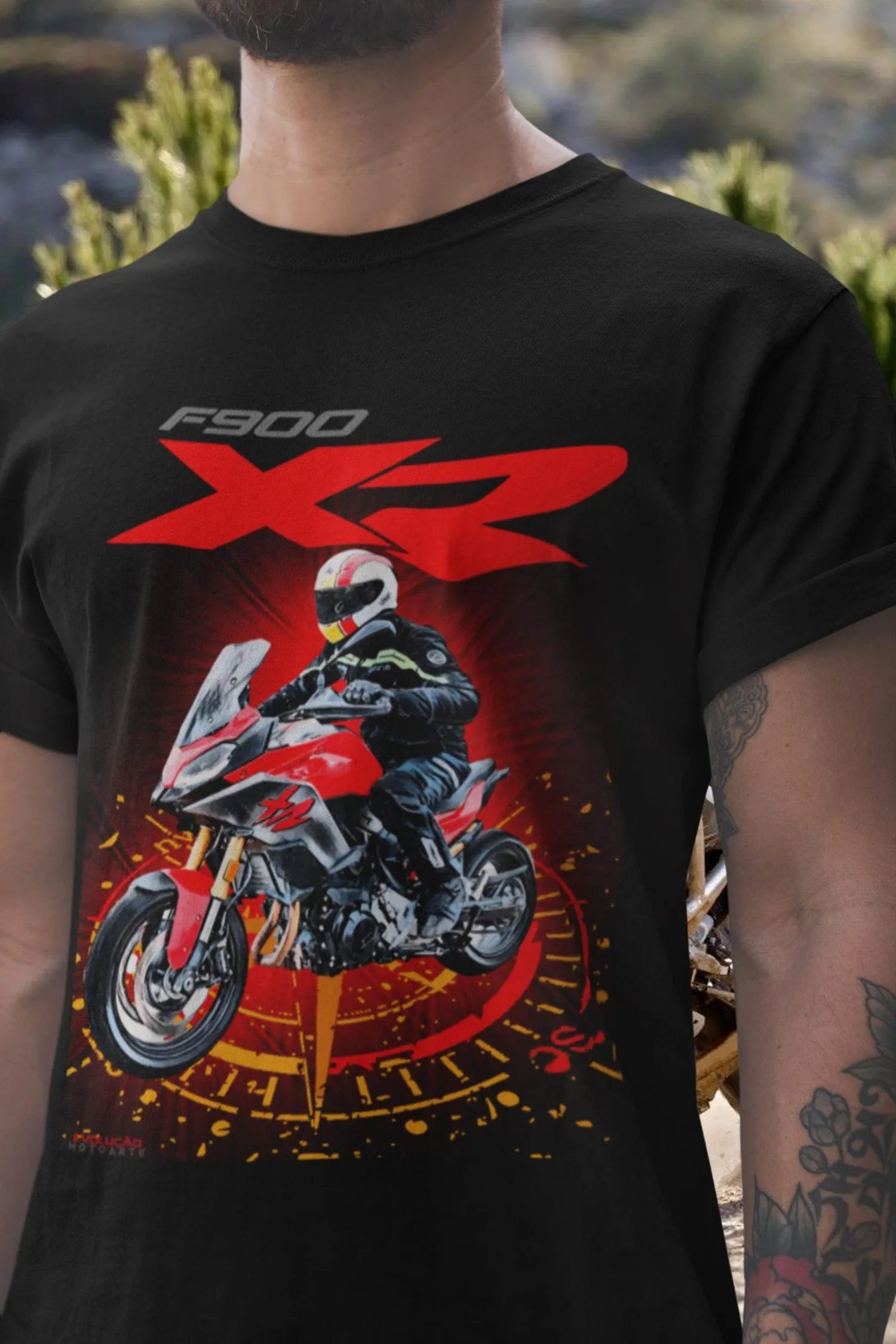 114@EY B.Mw F 900 X…