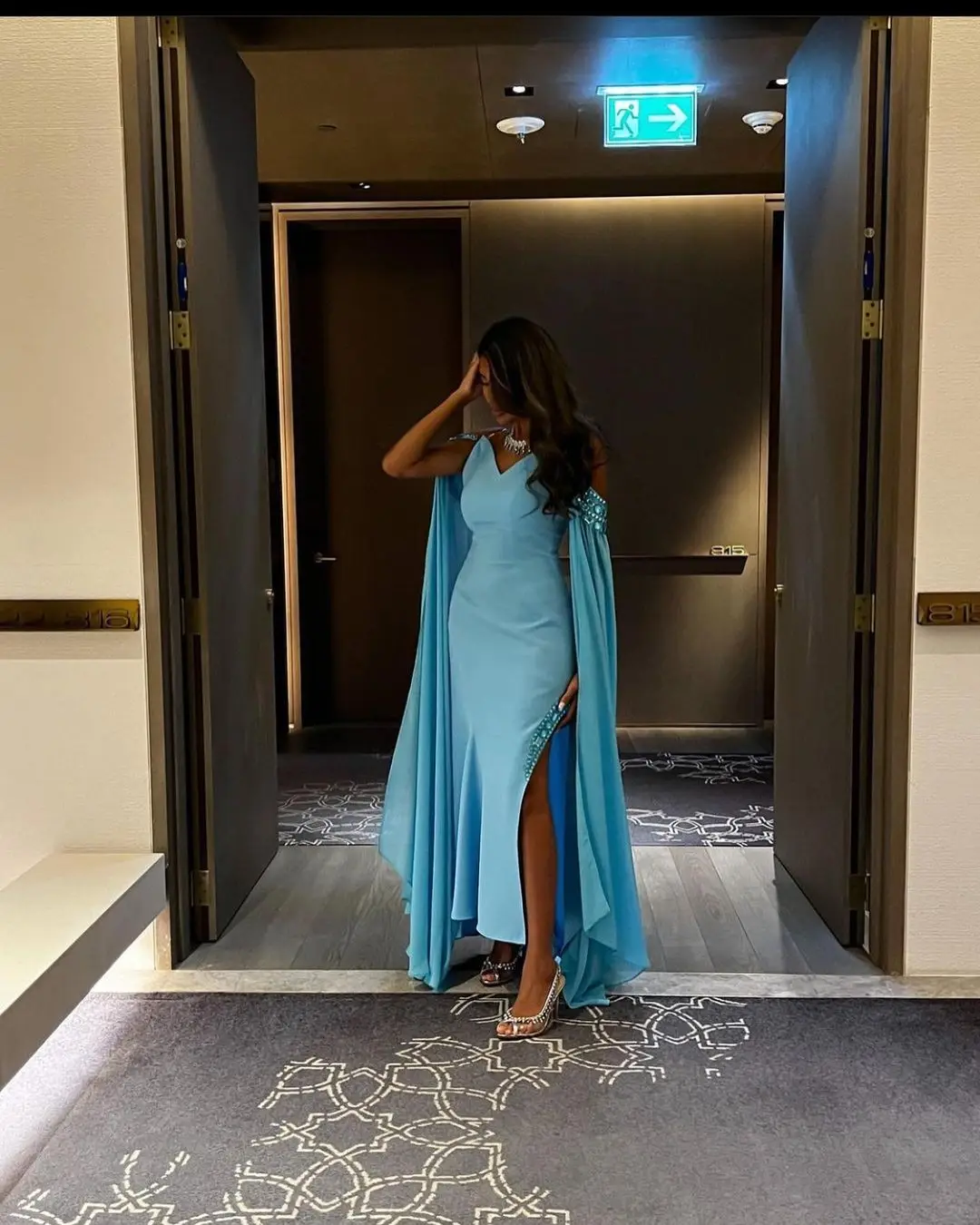 Sapmae V-neck Satin Beaeded Vent Zipper Up Bule Floor-length Bule Simple Elegant Prom Formal Evenning Party Dress For Women