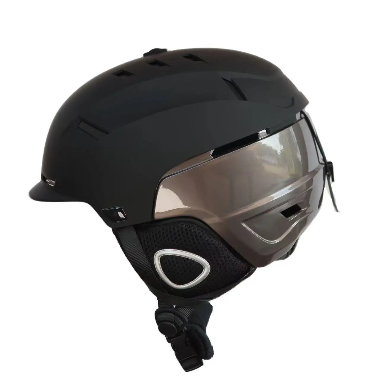 세련된 ABS + EPS 소재, 사이즈 조절 가능, 햇빛 가리개 포함 성인용/청소년용 멀티 스포츠 스키 헬멧