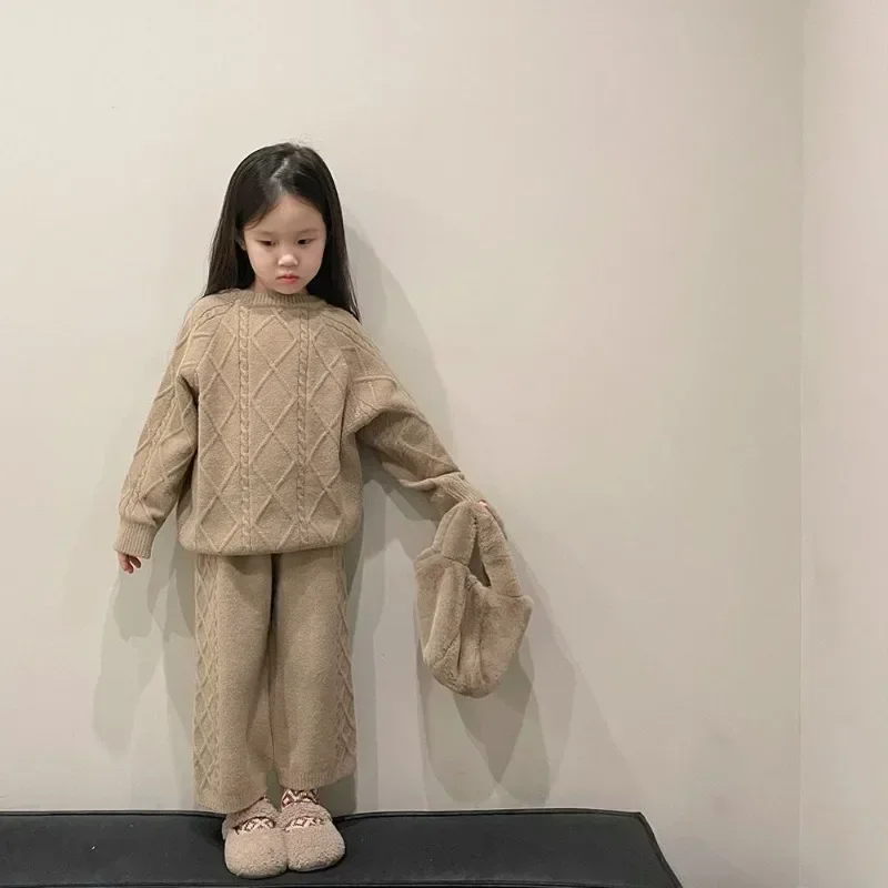 

Girls' Twisted Flower Clothing Set Wool Suit Knitting Vintage Autumn Winter Baby Boy Two Piece Suit Sweater + Pants Kids Clothes