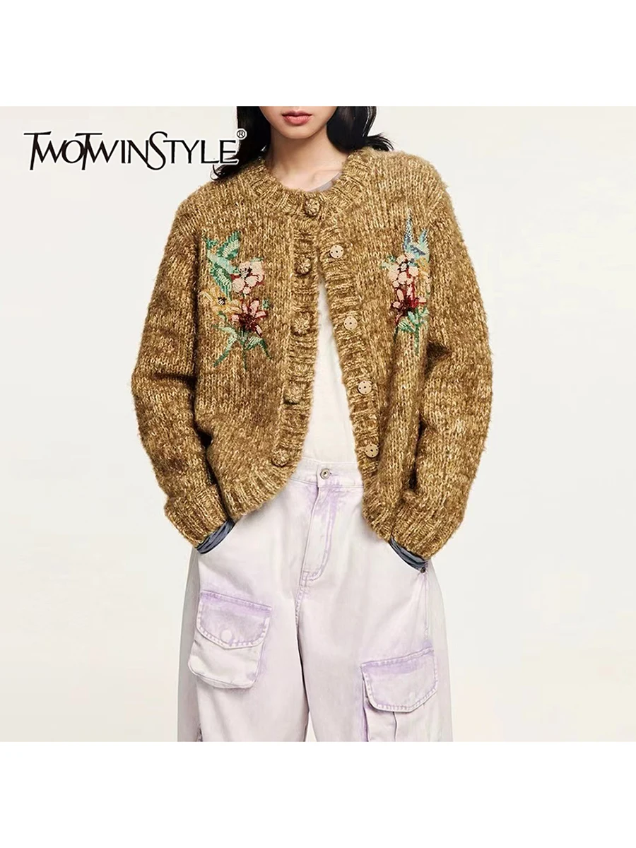 

TWOTWINSTYLE винтажные свободные кардиганы с вышивкой для женщин с круглым вырезом и длинными рукавами в стиле пэчворк, однобортный женский кардиган