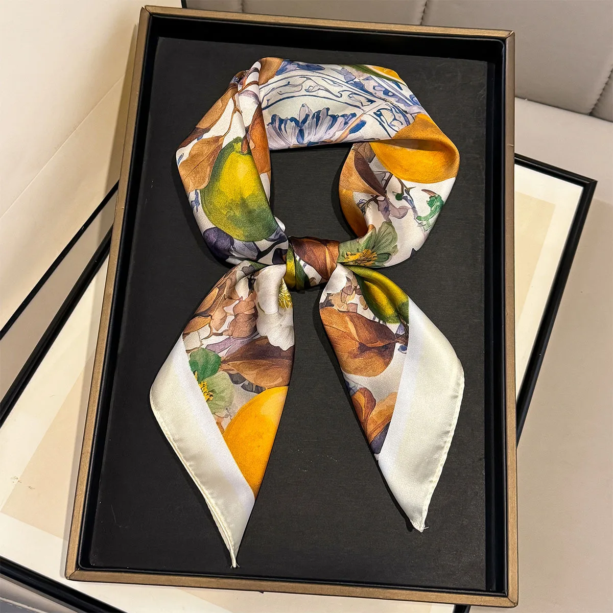 Quadratischer Seidenschal mit Zitronenmuster für Damen, weicher Hijab für alle Jahreszeiten, Dekoration für den Hals, Kopftuch, Foulard, Bandana, Halstücher – Detail 2