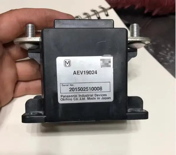 

Реле для электромобилей AEV19024