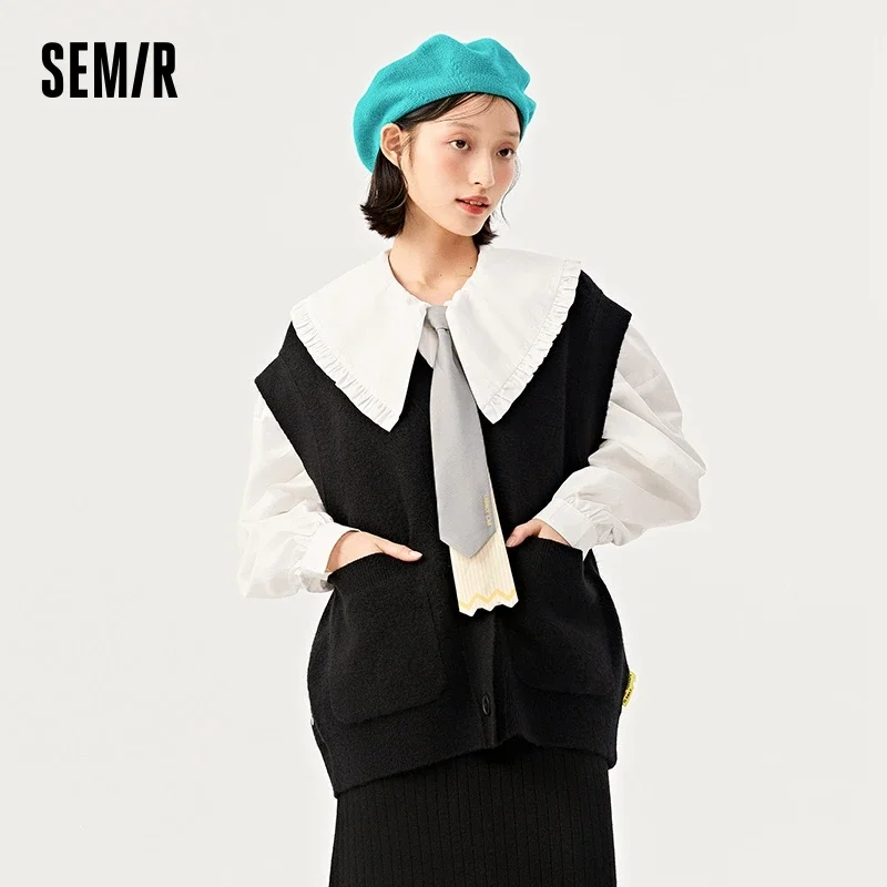 

Semir Knitted Vest Women V-Neck Contrast Jacquard Winter New Loose Black Sleeveless Cardigan