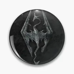 I Phone Skyrim Case Soft Button Pin Collar Metal Brooch Badge Funny Decor Gift Clothes Cartoon Women Jewelry Fashion Lover Hat