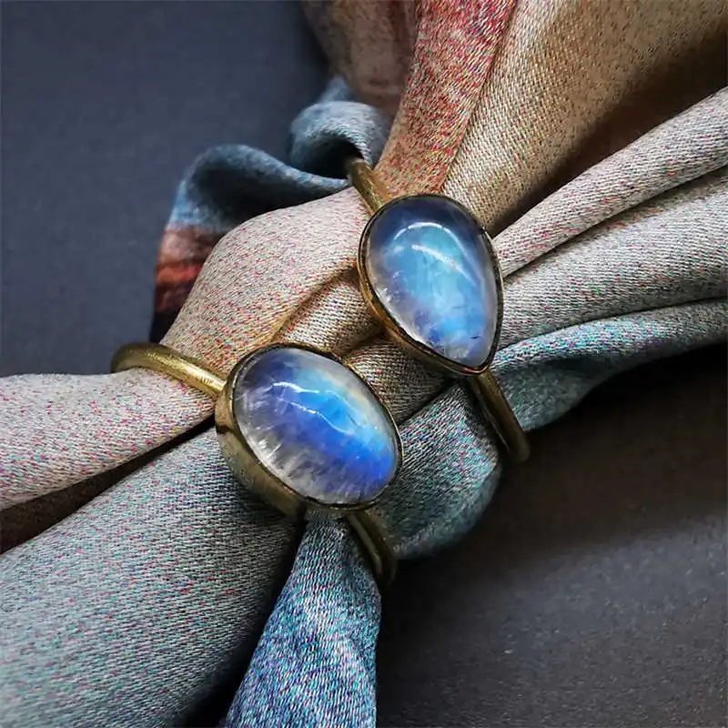 Lovely Vintage Rings For Girls Golden Brass Inlaid Natural Moonstone Slim Rings R254