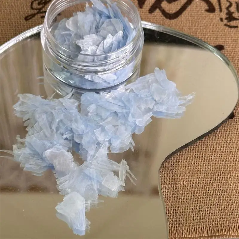 Akcesoria do paznokci do Manicure noszą naszywki do paznokci z nieregularnymi, ultracienkimi, fantomowymi płatkami w kolorze zdrowia i urody