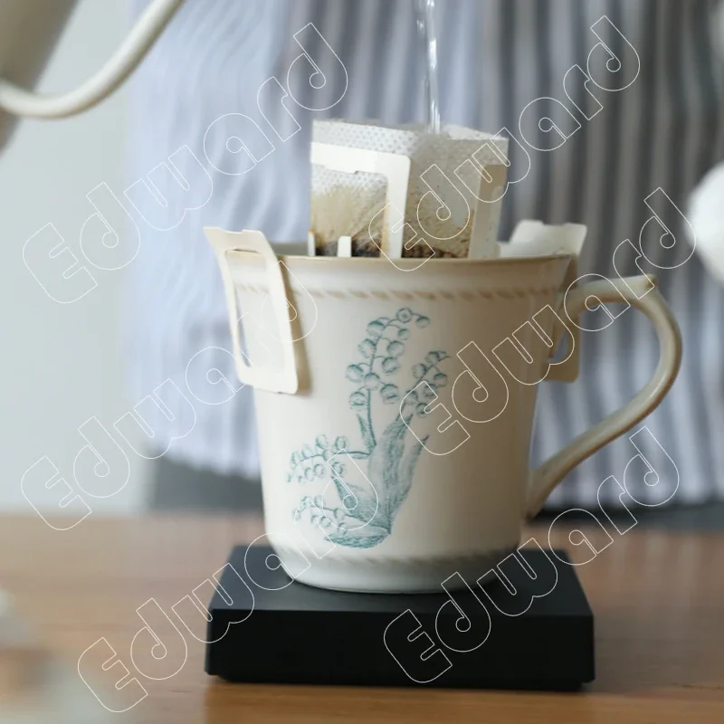 Mug Orchid Pattern Coffee Cup Retro Classic Mugs European Style Milk Cup Household Use Restaurant Ceramic Mugs Living Room Decor