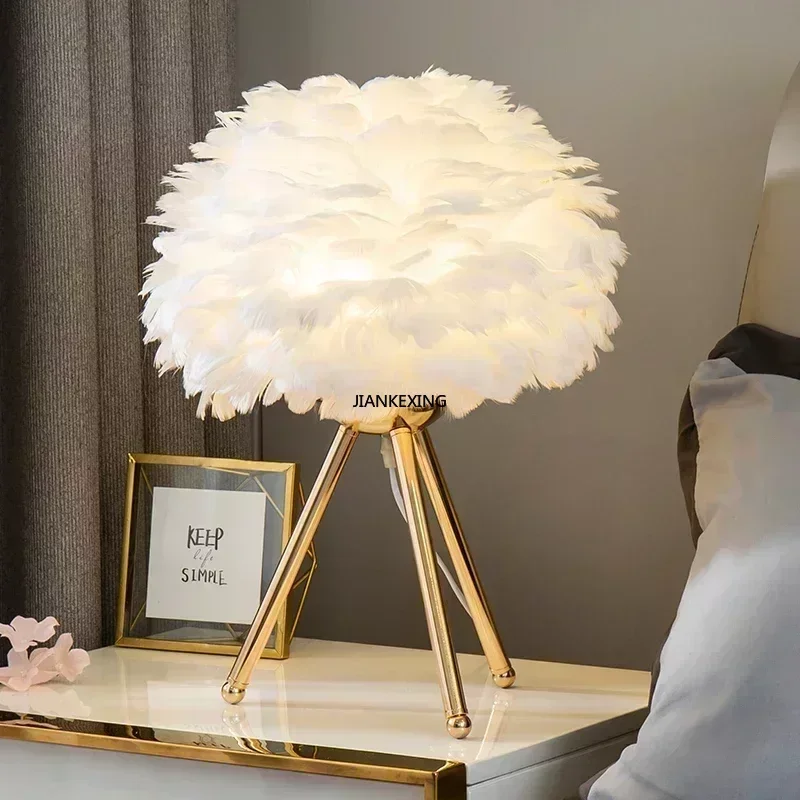 Feather Bedroom Table Lamp New Bedside Living Room Coffee Shop Wedding Christmas Decor Romantic Goose  Lamparas