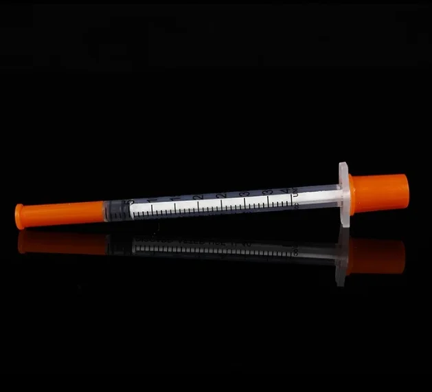 Veterinary 0.3 Ml, Hand-pushed Plastic Syringe with Graduated Disposable Syringe