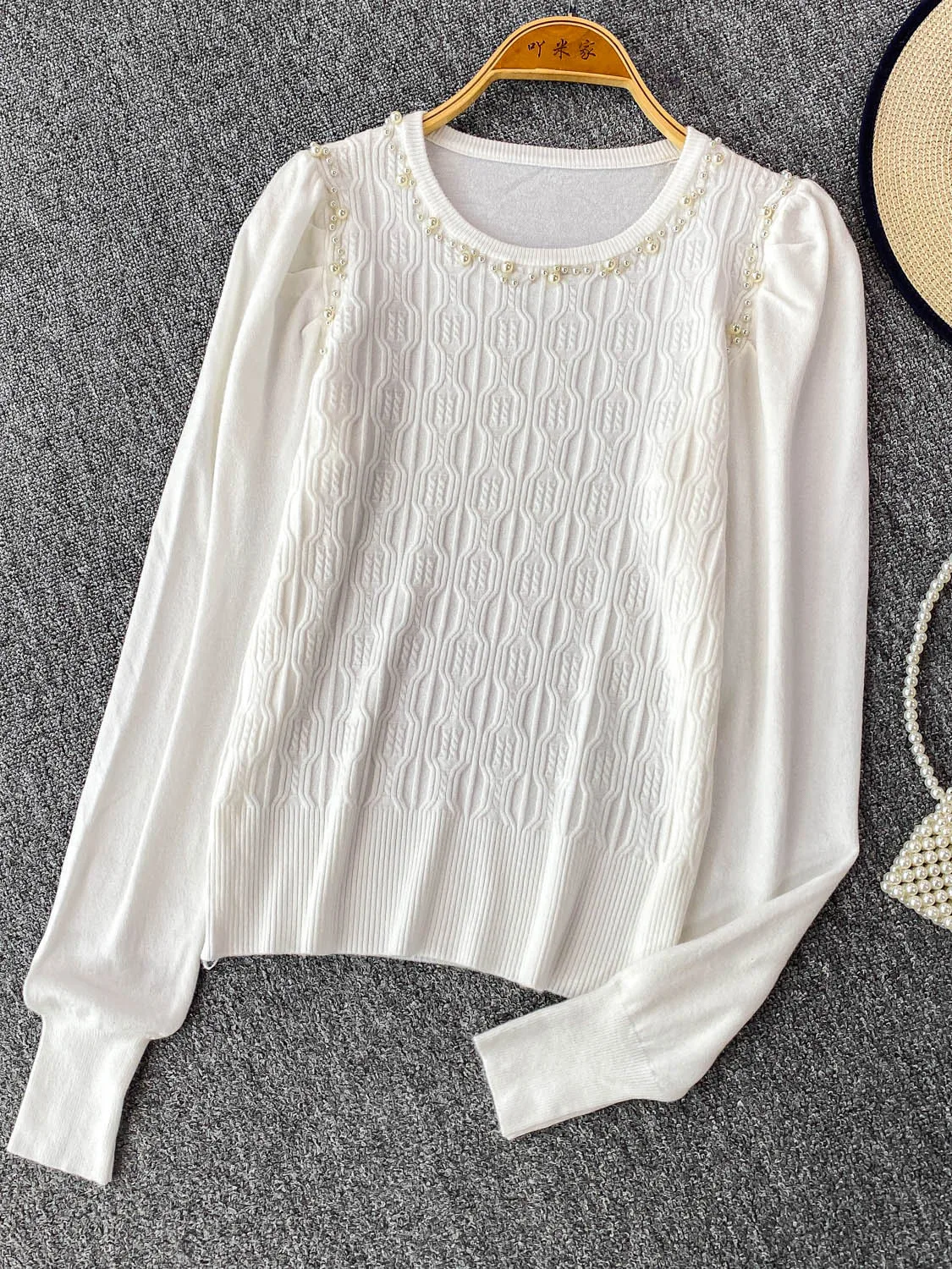 2025년 가을 신상 한국 스타일 니트 스웨터 라운드 넥 풍성한 장식 루즈핏 긴팔 여성 상의 슬림핏 트위스트