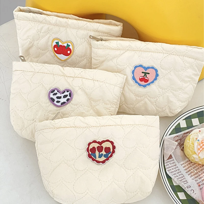 Sweet Love Quilting Women\'s Cosmetic Bag Makeup Case Simple Portable Female Travel Storage Bags Small Coin Purse Clutch Handbags