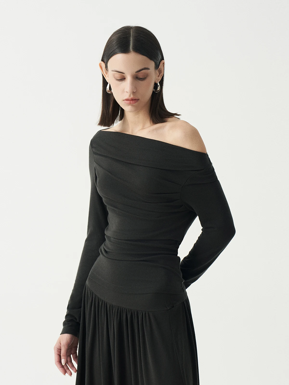 

Long Sleeve Knitted Wool T-Shirt One Shoulder Base Shirt Casual Style Pure Color Slim Fit Women's Top by SHALLOW STREAMS