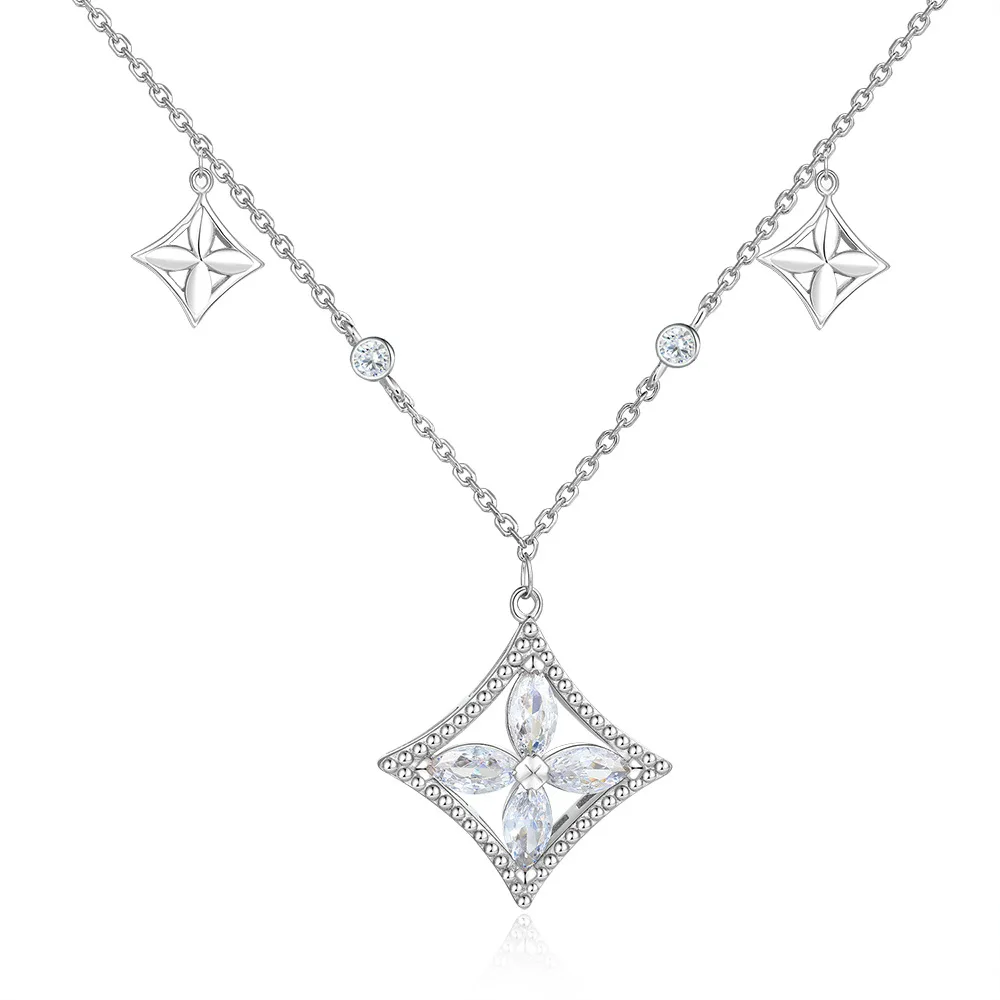 

Fashionable square pendant S925 pure silver plated 18K gold PT950 platinum tassel clover necklace with high-end feel