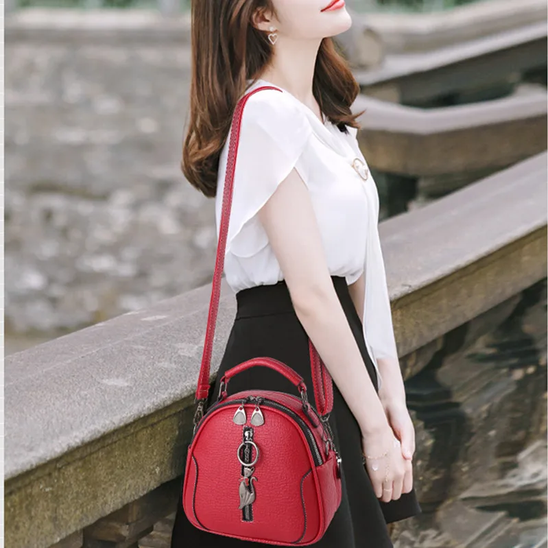 New Fashion Trend Ladies Hand-held Small Round Bag Girl Cute Pendant Soft Belt Zipper Shoulder Bag Messenger Bags