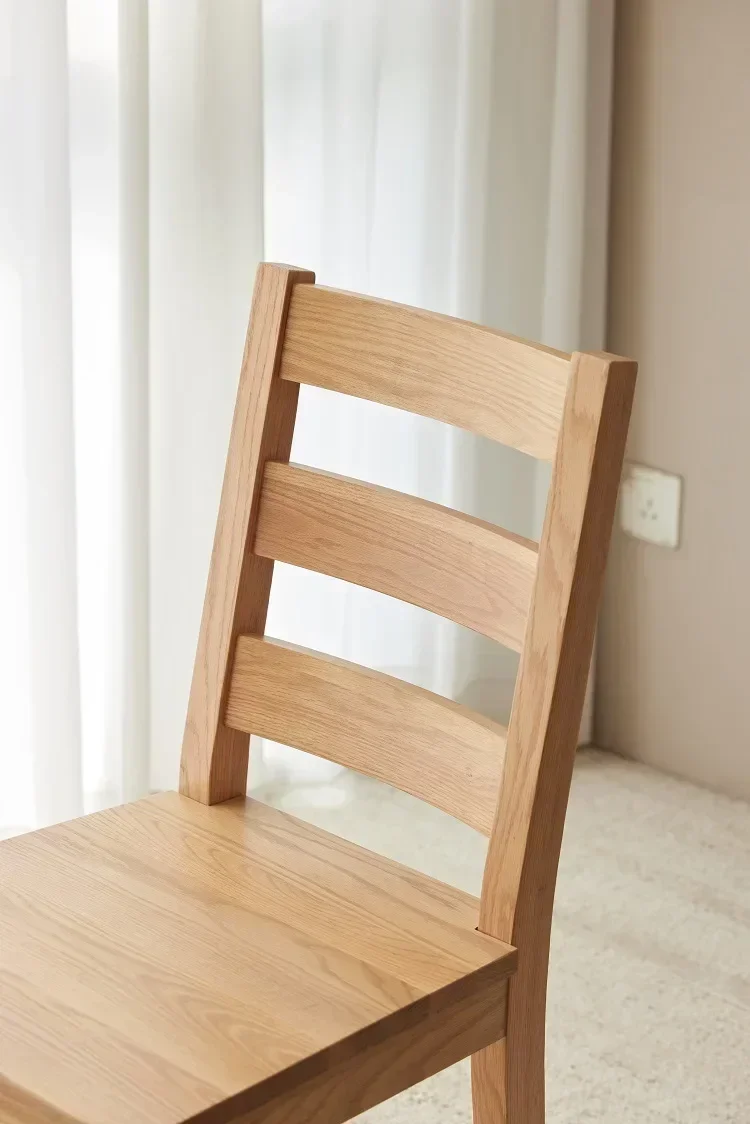 Sedie da pranzo moderne per mobili da sala da pranzo in legno massello di quercia in stile minimalista