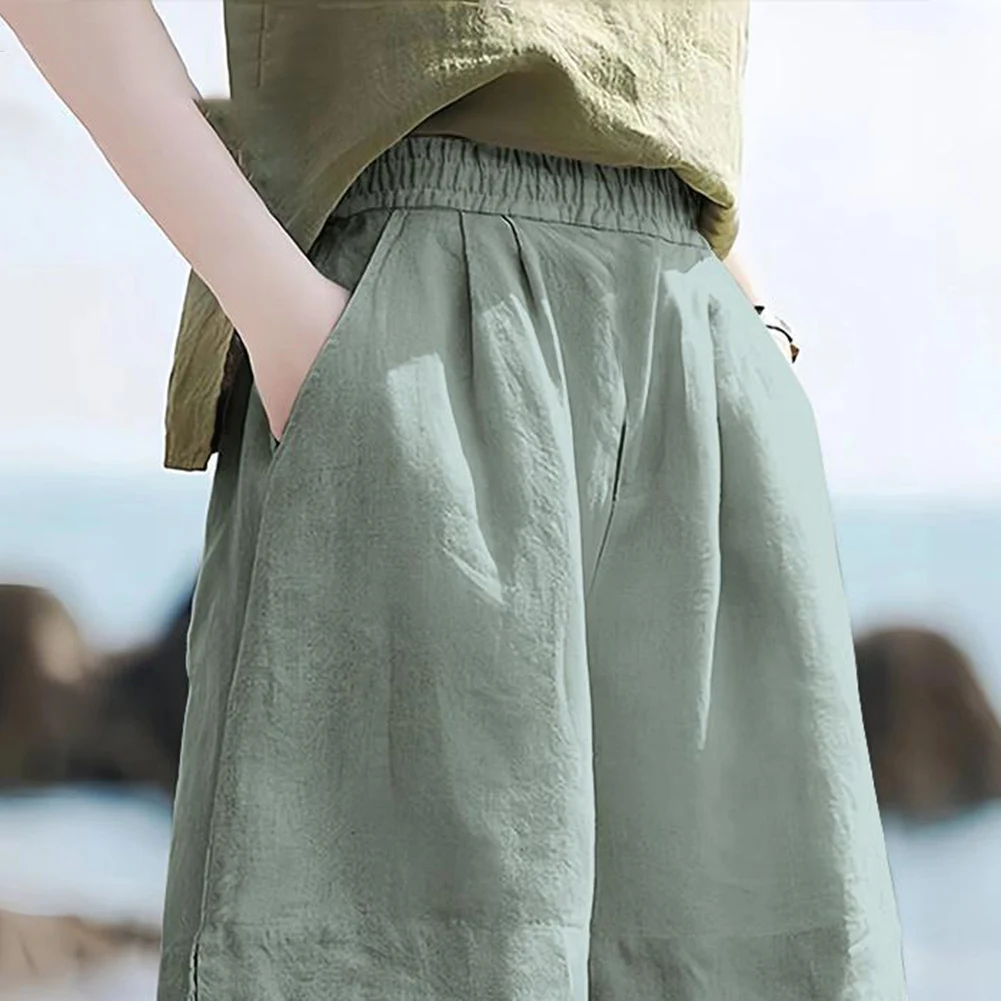 

Women High Waisted Cargo Sport Shorts for Gym Workout and Casual Wear Loose Wide Leg Summer Pants with Pockets