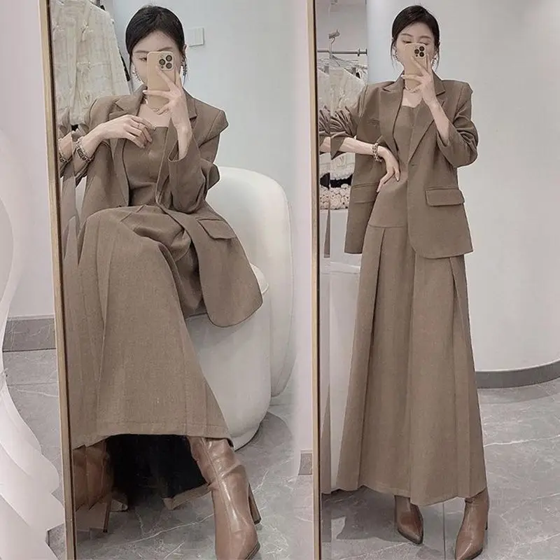 Fashion Women's Set Autumn/Winter Korean Edition High End Light Luxury Luxury High Sense Suit Strap Dress Two Piece Set