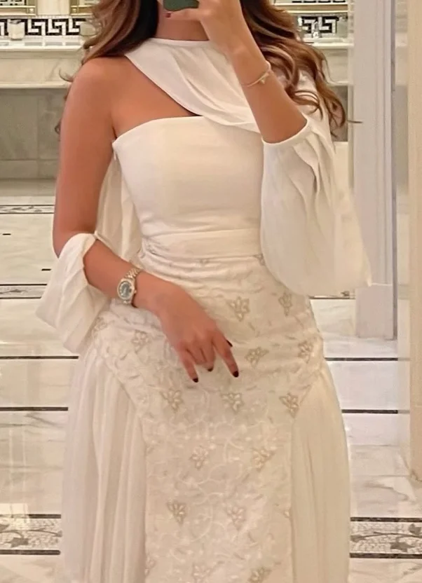 Abito elegante da donna senza maniche con perline e applicazioni di strascico alla caviglia personalizzato di alta qualità per la festa di nozze