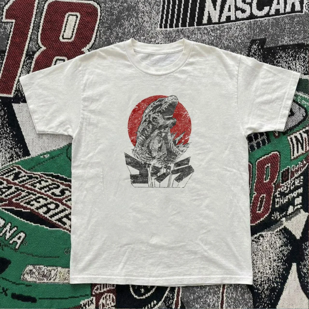 New 2026 American retro cotton short-sleeved T-shirt with Godzilla print, suitable for both men and women, casual street style. - view 5