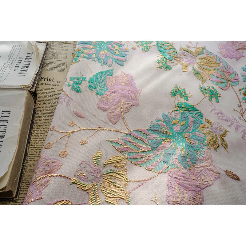 Tissu Jacquard Teint en Fil à Grandes Fleurs pour Femme, Gaufré Or, Rétro, Robe Élégante, Couture Décorative, 50cm x 140cm