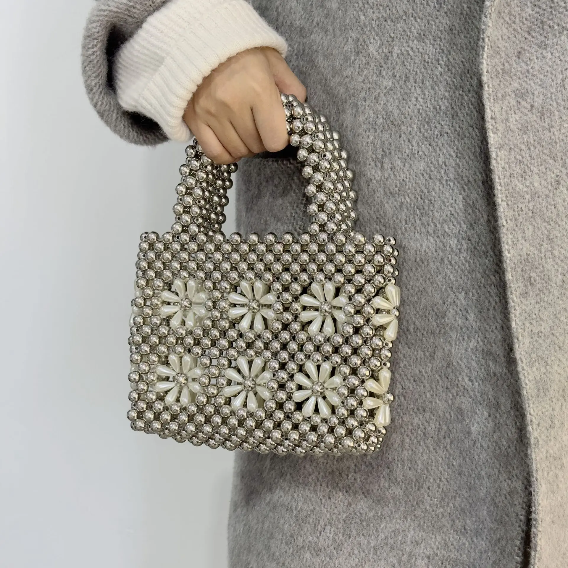 

Ins Style Daisy Beaded Bag Korean Flower Handmade Crochet Women Purse Cute Acrylic Tote クロエトートバッグ Сумка Мягкая Пушистая