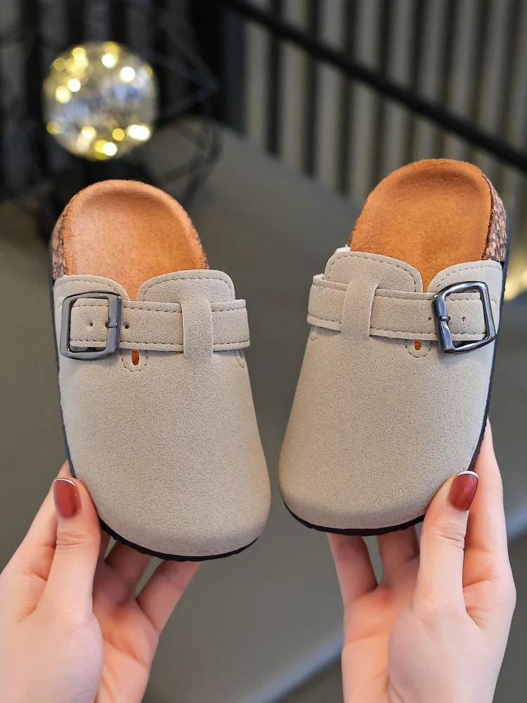 

2025 summer and autumn new soft girls' lazy slippers with thick-soled French retro toe half slippers