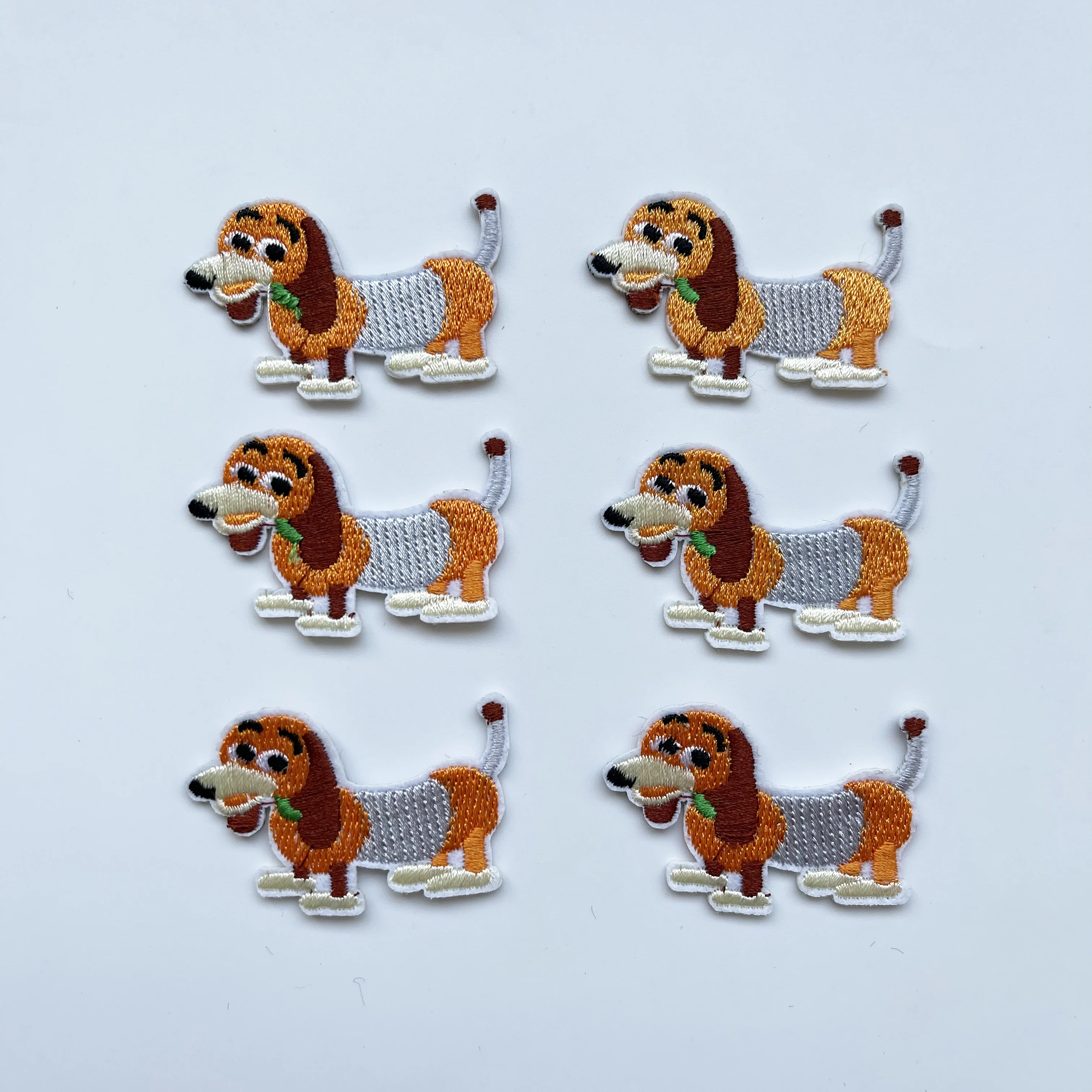 1 pcs Sausage dog Animal Embroidered Patches small animals patches bags hats clothing On For Shoes Bags headwear  DIY Clothing