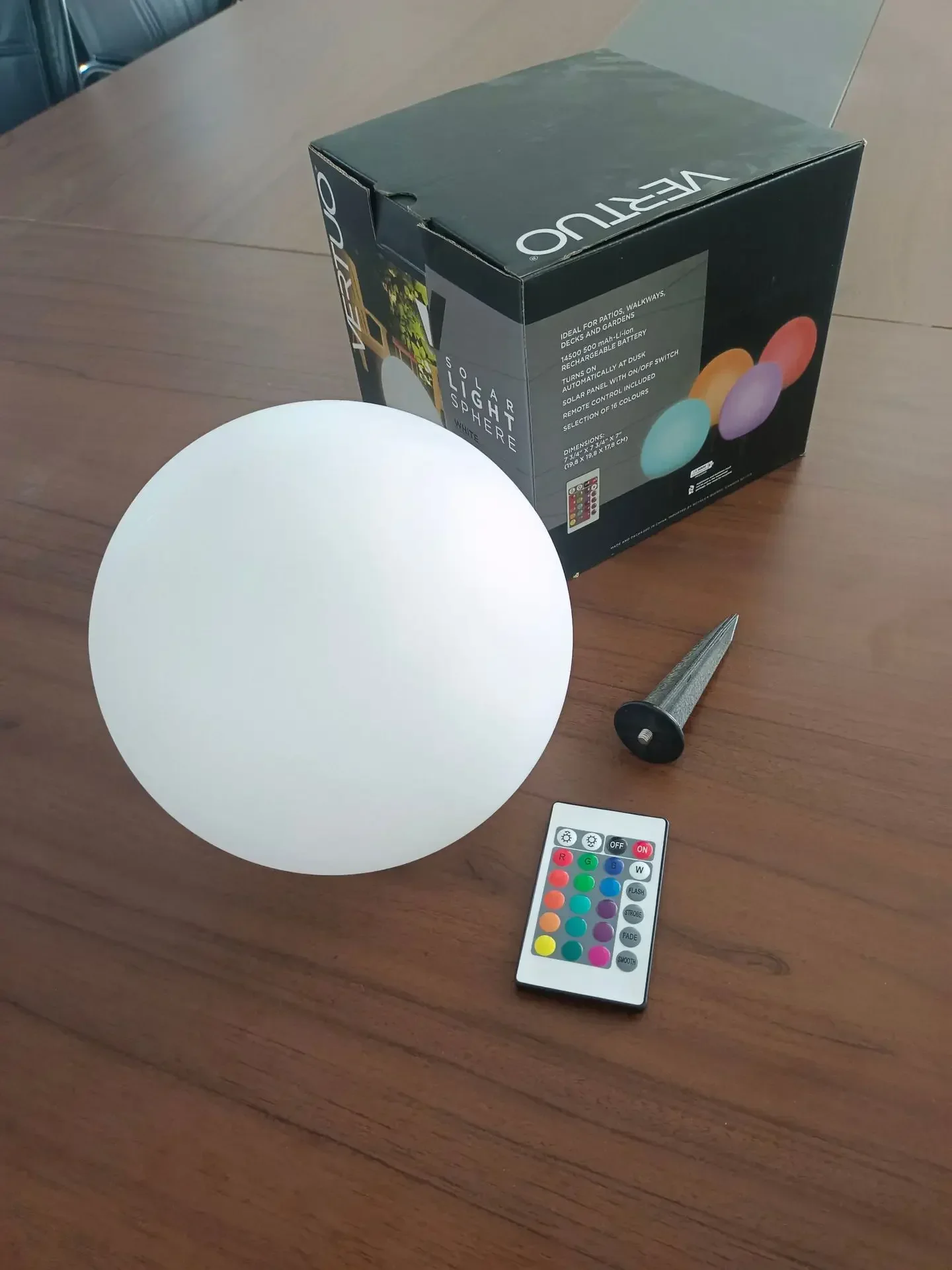 Luci a sfera a terra a LED solari per esterni telecomando 16 colori lampada da terra da terra per feste di matrimonio lampada per decorazioni per la