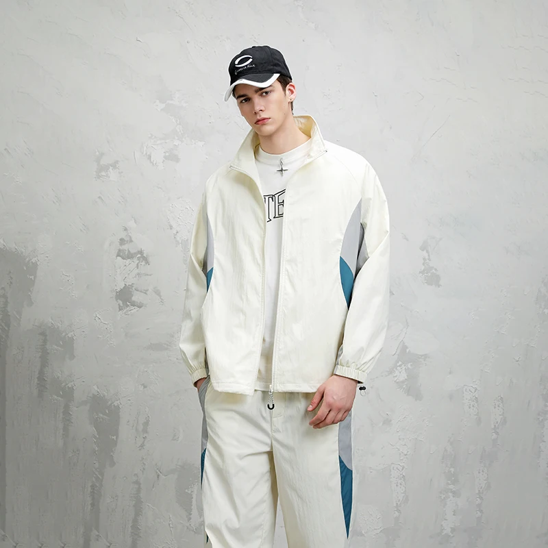 

Men Coat Trendy Autumn Outdoor Casual Sportswear Stylish Unisex Windbreaker Coat For Men Fashion Coats Cool and trendy