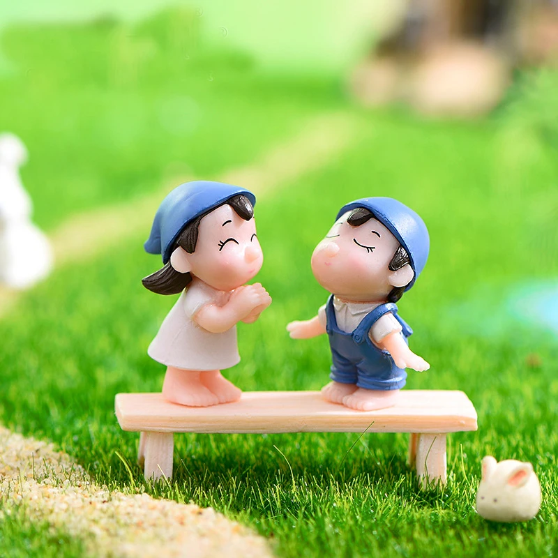 2pcs Left Right Couple Miniature Figurines Mossy Micro-landscape Fairy Garden Miniatures  Home Decor Modern Home Decoration