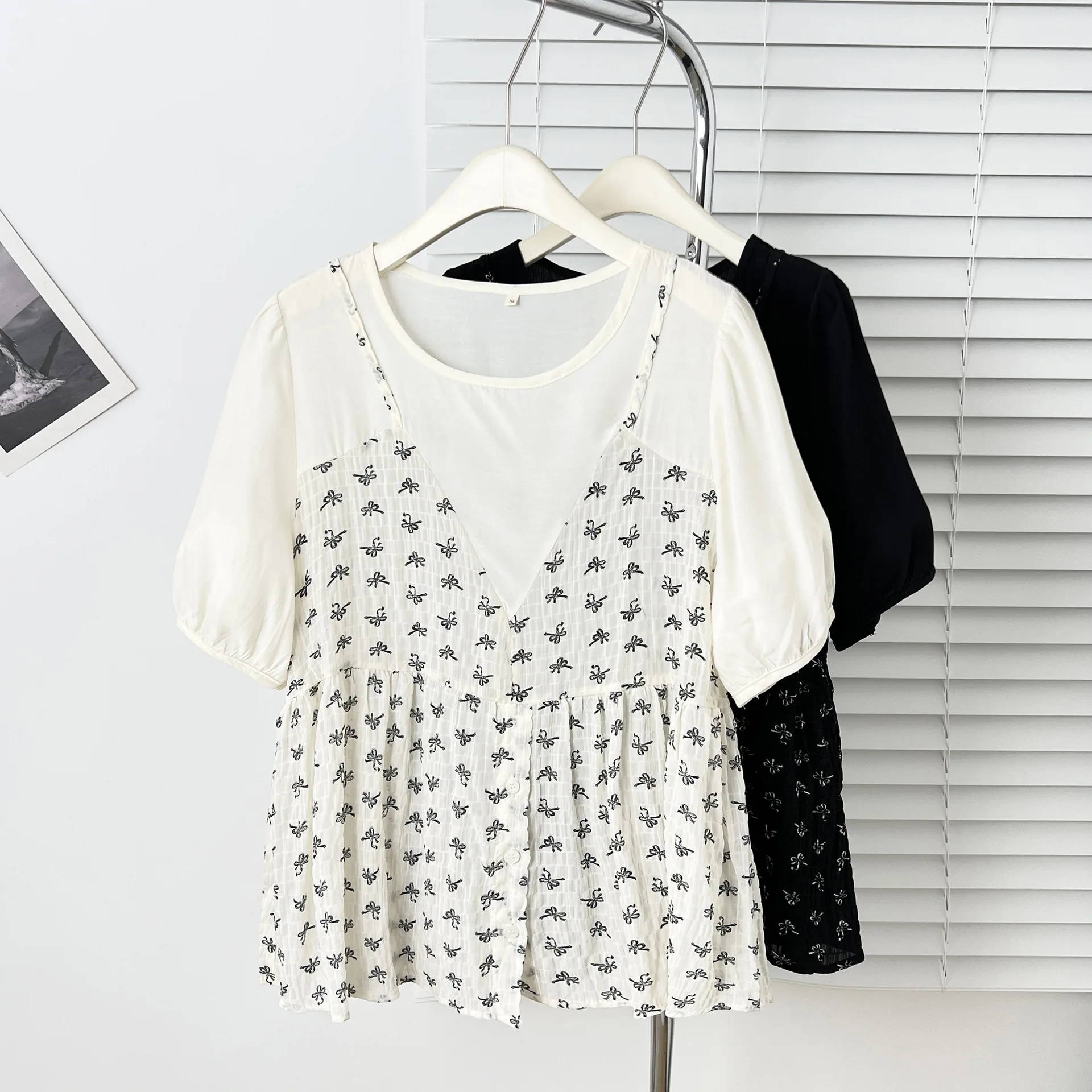 

Лето 100 кг, топ больших размеров, новая модная женская футболка из двух предметов с бантиками и принтом, женская футболка с коротким рукавом 1017