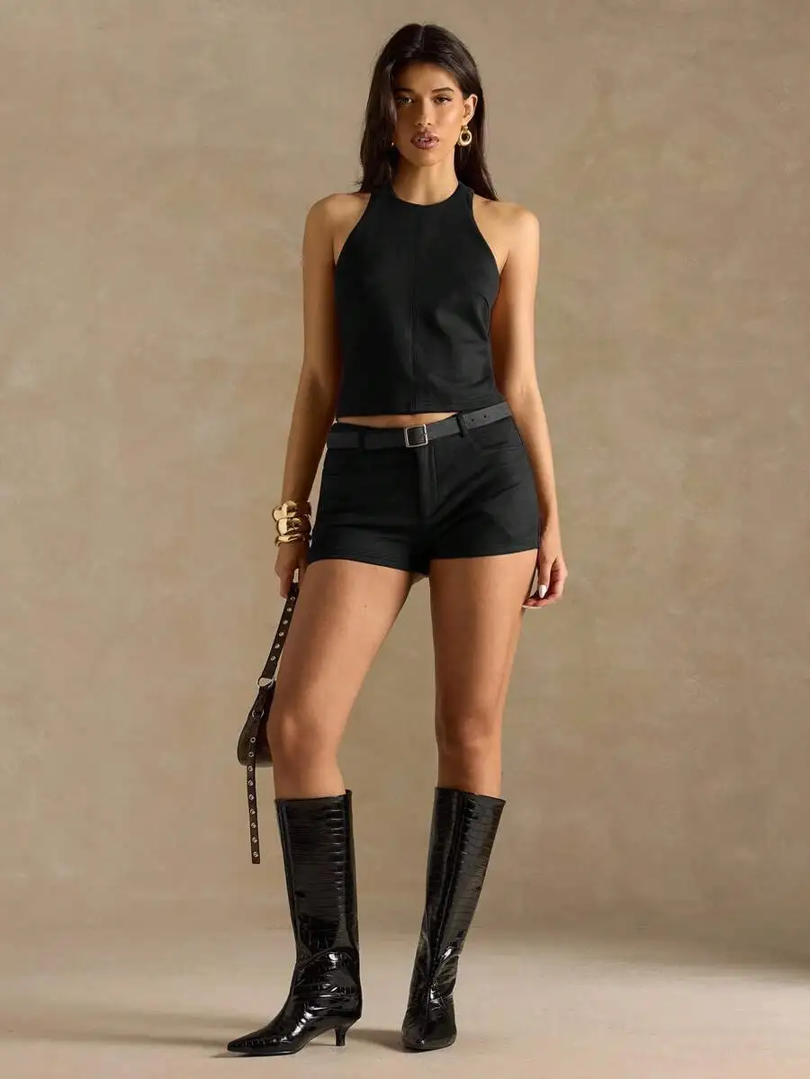 

Women Solid Color Pocket Skinny Casual Shorts