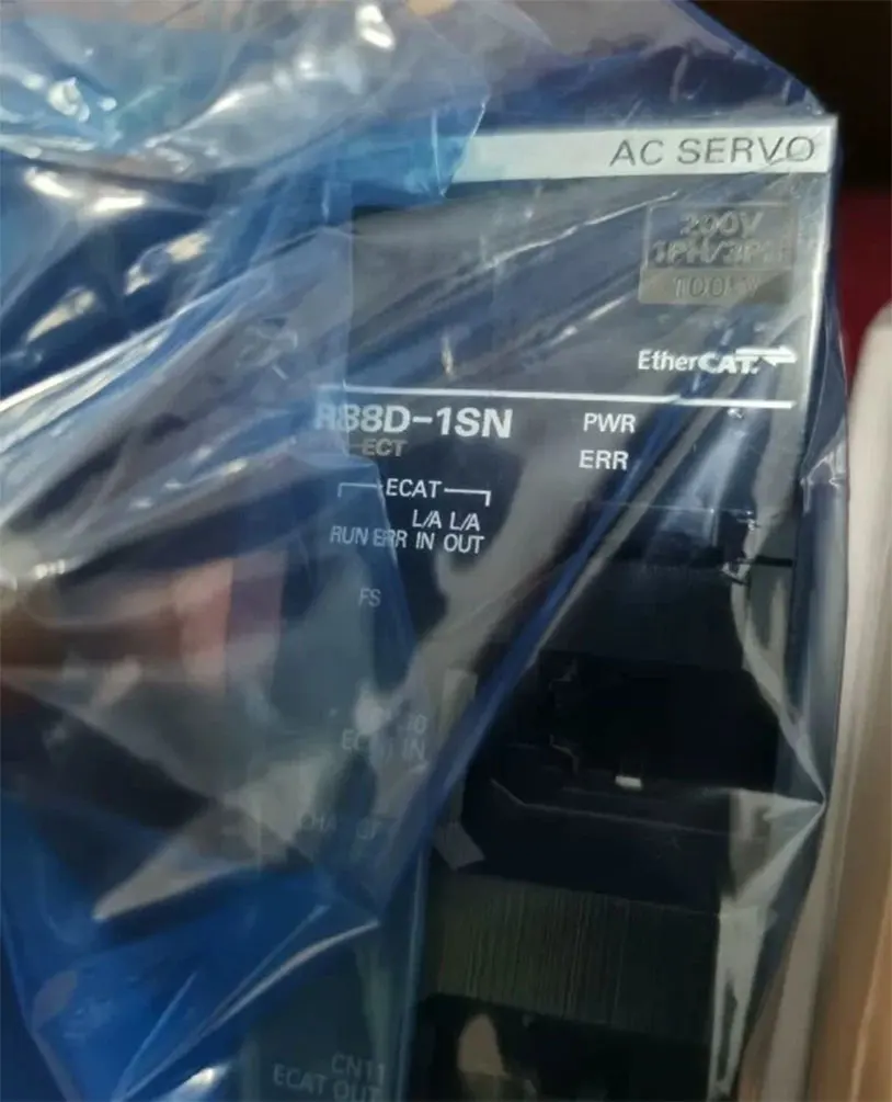 Brand new R88D-1SN01H-ECT R88D-1SN02H-ECT R88D-1SN04H-ECT R88D-1SN08H-ECT  Servo Drive